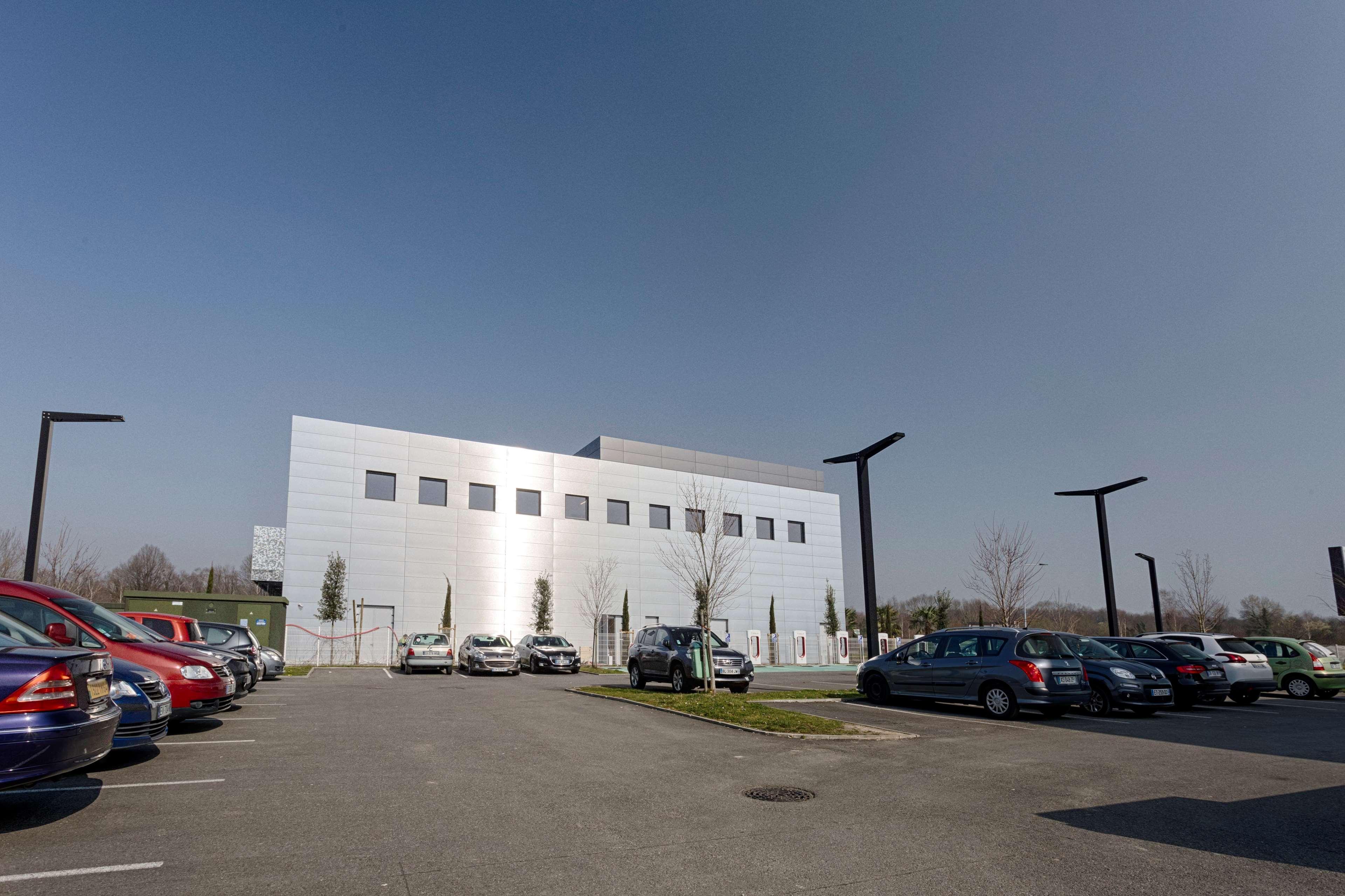 Kyriad Prestige Pau – Palais des Sports Exterior foto
